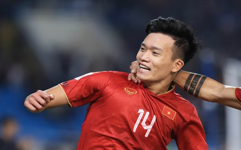 cau thu nguyen hoang duc chan dung tien ve tre cua bong da viet nam
