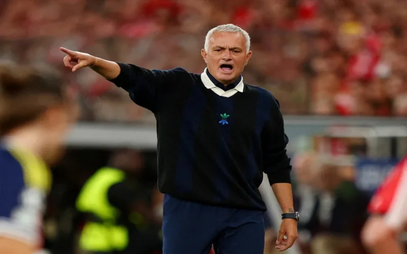 tieu su mourinho hanh trinh tro thanh hlv hang dau the gioi